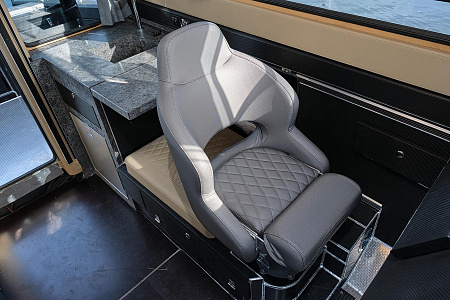 Катер Swift Chaser 780 CSR